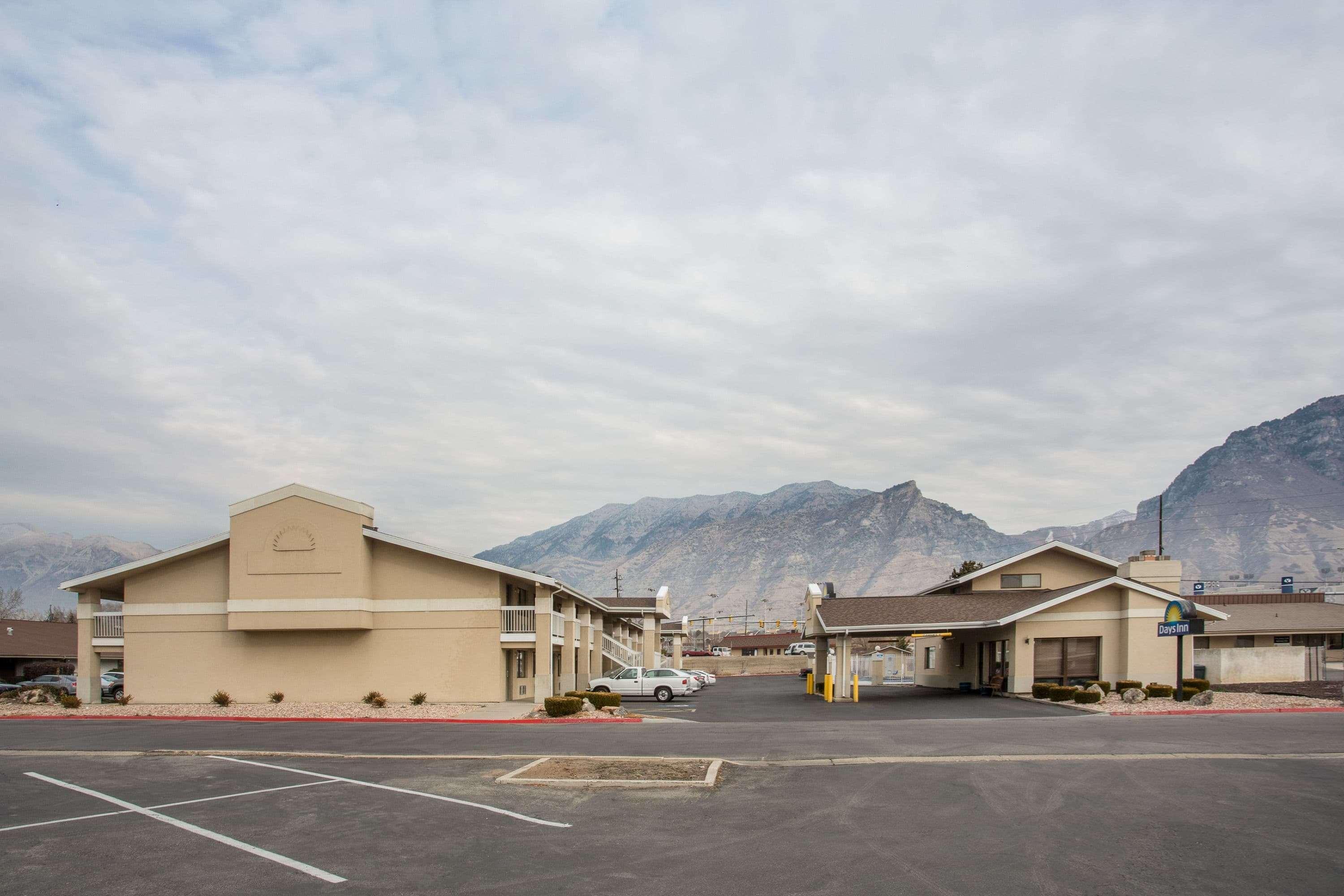 Days Inn By Wyndham Provo Buitenkant foto